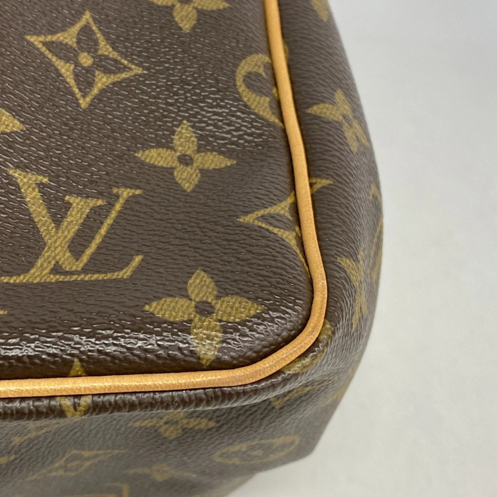 LOUIS VUITTON Brown Monogram Tote Bag - Picture 6 of 11
